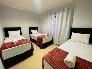 Villa - Casa Central piscina e AC para 8 hospede (Foz do Iguaçu)