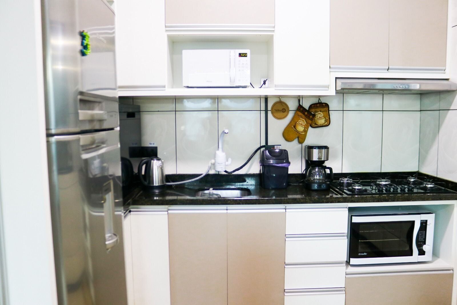 Vila | Dapur pribadi | Oven, kompor, dan peralatan masak/sendok-piring