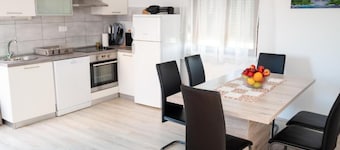 Dalmatian Apartments Bilice