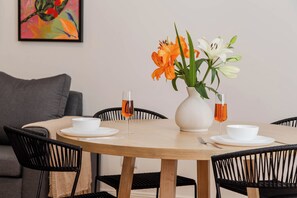 Apartamento | Área de estar | Smart TV 50 polegadas com canais digitais