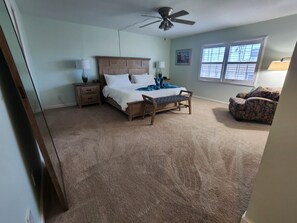 2 chambres, fer et planche à repasser, Wi-Fi, literie fournie