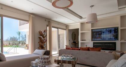 Villa KAWACH – Elegant 4BR Hideout w/ Pool & Garden, Essaouira Countryside