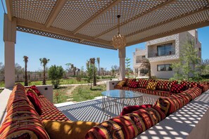 Terrace/patio - Villa KAWACH – Elegant 4BR Hideout w/ Pool & Garden, Essaouira Countryside (Essaouira)