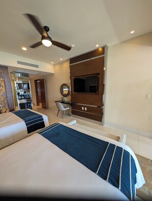 1 bedroom, in-room safe, free WiFi, bed sheets - Villa la Valencia's 5 star studio with infinity pool, lazy river & ocean view (San José del Cabo)