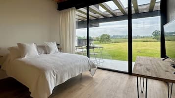 4 slaapkamers, een strijkplank/strijkijzer, wifi, beddengoed