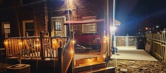Home Away from Home
2-bedroom house in nice Wyandotte with AC, WiFi