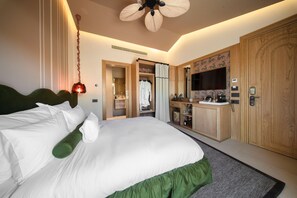 Prima Room | Yastık yüzeyli yatak, minibar, dizüstü bilgisayar çalışma alanı 