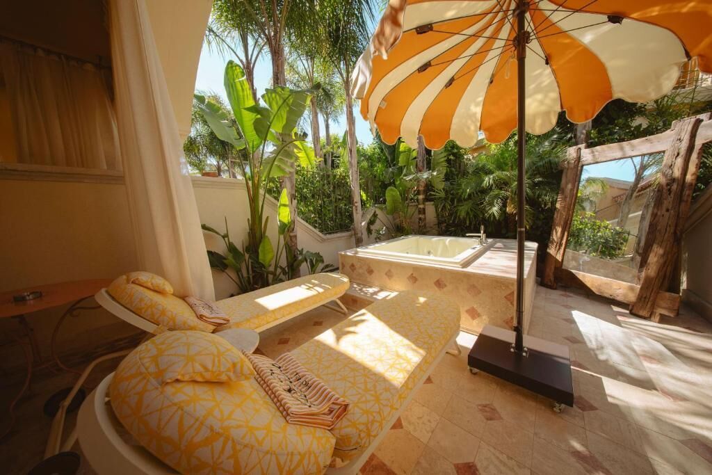 Prima Private Room with Jacuzzi | Vasca idromassaggio