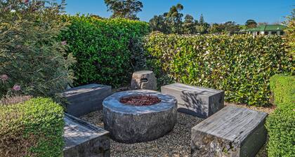 Bennett's Bach - Waipu Holiday Home