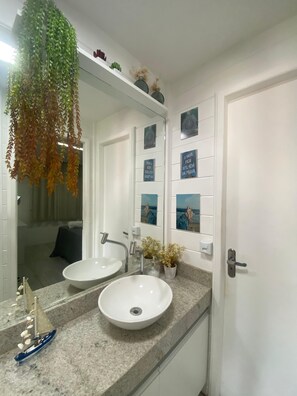 Comfort House, Pool View | Bathroom | Shower, towels, soap, toilet paper