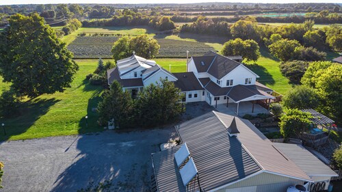 PEC Country Lavender Farmhouse