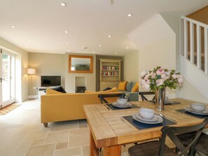 Interior - 9 Rectory Lane (Oakham)