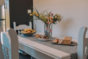 Dining - Alexander Home (Artemis)