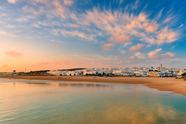 Beach - Coastal Bloom Pool & Garden Stay (Conil de la Frontera)