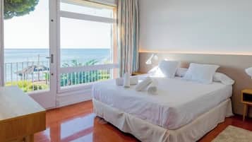 8 chambres, coffres-forts dans les chambres, fer et planche Ă  repasser