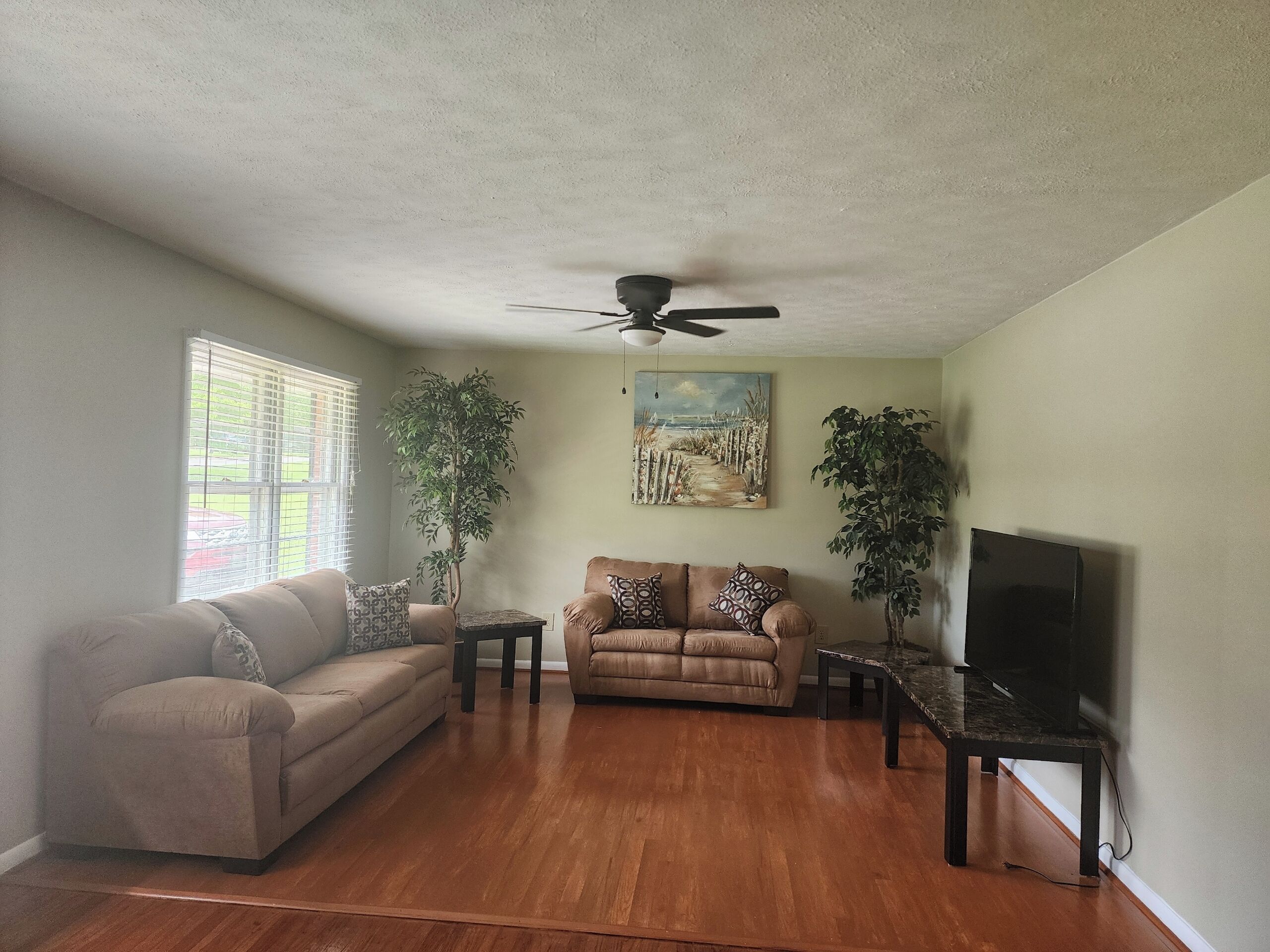 Charming Brick Ranch On 1.28 Acres Near Downtown Covington, Ga, - Covington