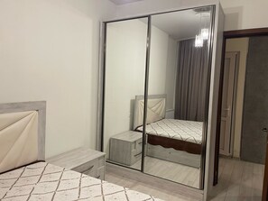 1 chambre, fer et planche à repasser, Wi-Fi, draps fournis
