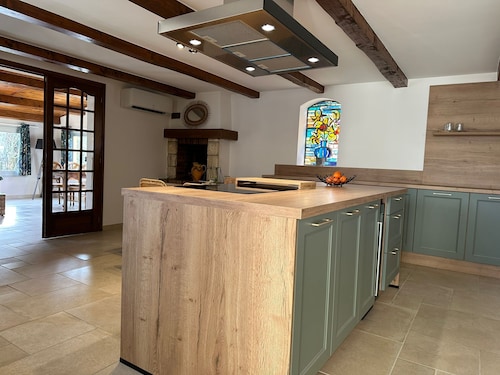 Villa Chantebise - Elegance and calm with private pool