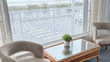 Panoramic Room, 1 King Bed, Balcony, Ocean View | Terrace/patio