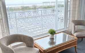 Rom – panorama, 1 kingsize-seng, balkong, havutsikt | Terrasse/patio