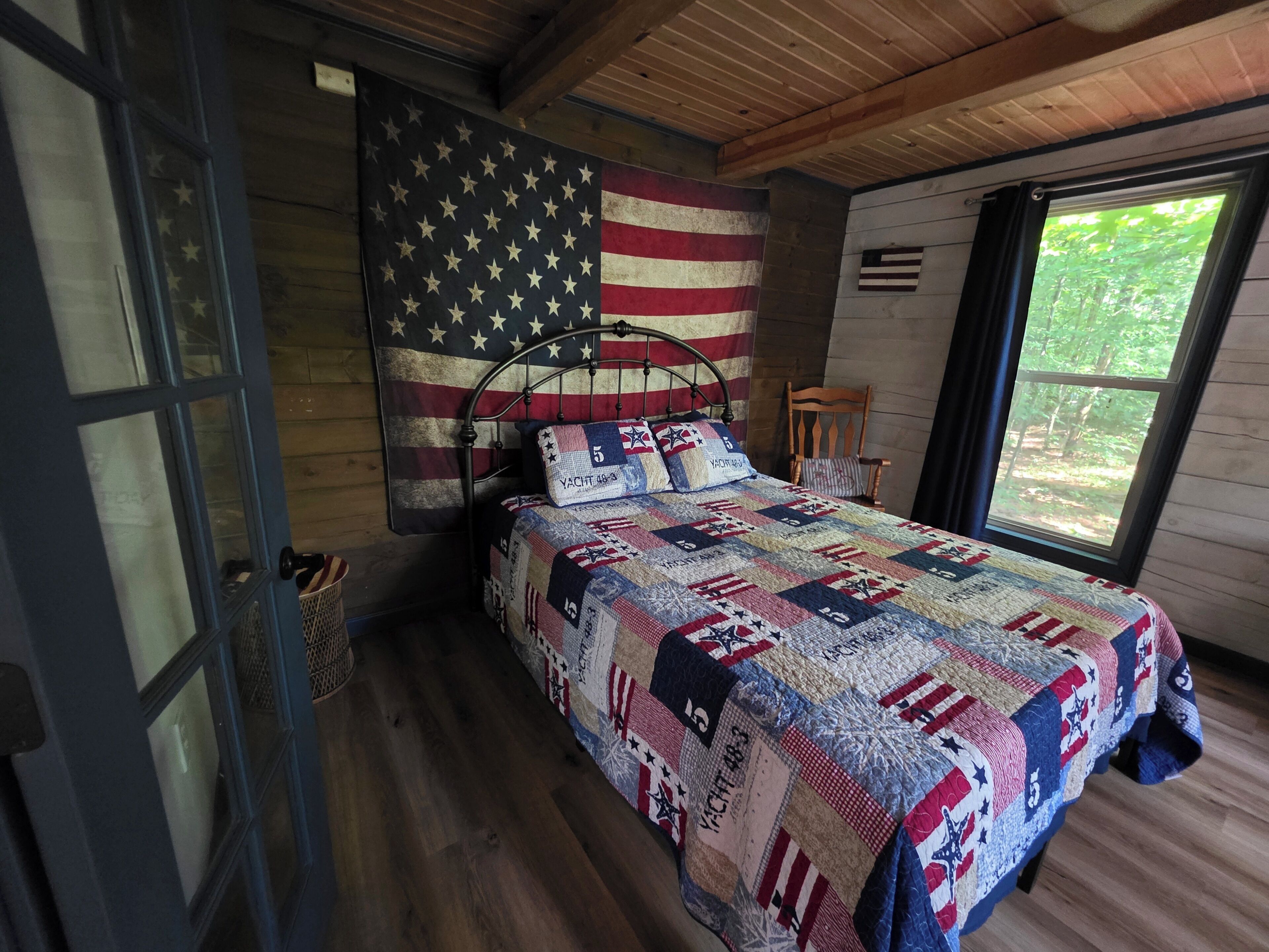 Traditional Cabin, 1 Queen Bed | 1 bedroom, iron/ironing board, free WiFi