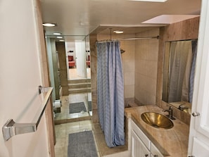 Haartrockner, Handtücher