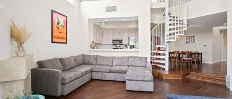 TV connectée, cheminée, espaces bureaux