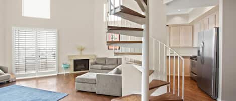 Smart TV, fireplace, offices