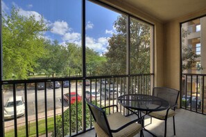 Outdoor dining - Tuscana Resort Serene 2BR Condo+Resort Amenities (Davenport)