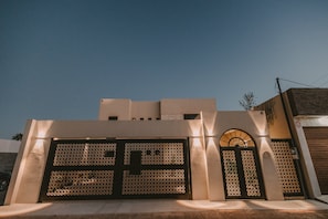 Exterior - Casa Ajal 3 Bed 4 Bath (Puerto Peñasco)