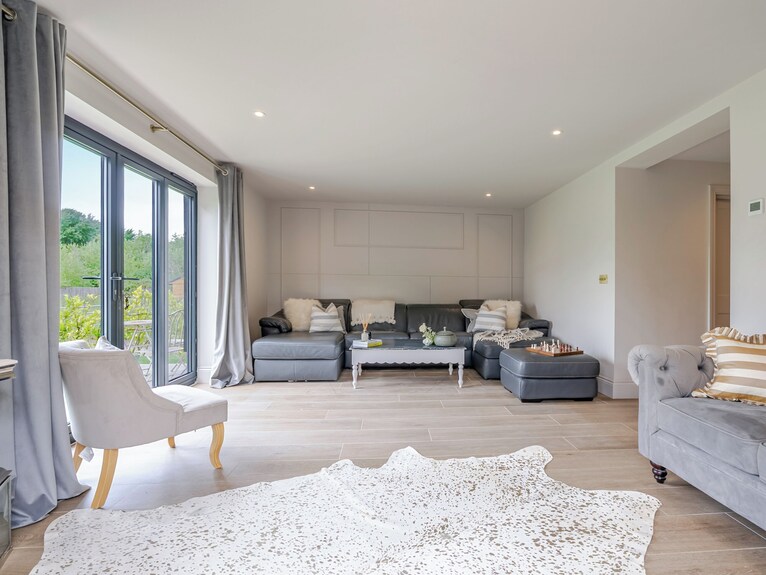4 Bedroom Accommodation In Tring - Buckinghamshire