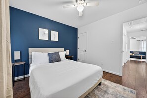 2 bedrooms, iron/ironing board, free WiFi, bed sheets