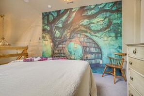 5 bedrooms, iron/ironing board, travel crib, internet