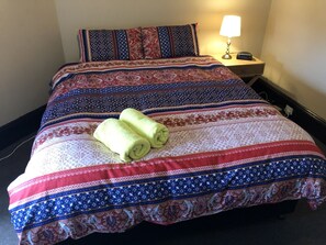 Chambre Double Économique | Coin séjour