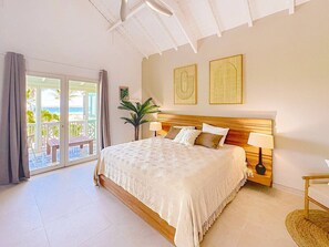 3 Schlafzimmer, Schreibtisch, Bügeleisen/Bügelbrett, Reisekinderbett