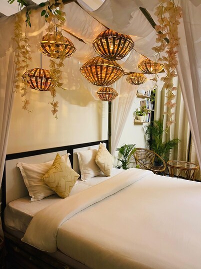 2-bedroom apartment in enchanting Rishikesh with AC, WiFi