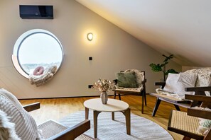 Smart TV, foosball, table tennis, stereo - Suite #4 on the south side of Bärwalder See - SKAN-PARK (Klitten)