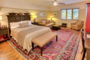 2 bedrooms, premium bedding, individually decorated
