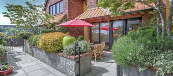 The Eagle Harbor Inn