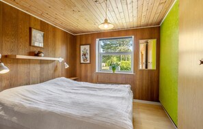 3 bedrooms, travel cot, free WiFi - 3 bedroom stunning home in Sydals (Sydals)