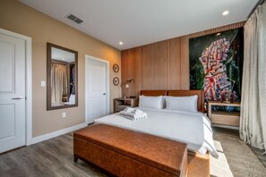3 bedrooms, iron/ironing board, WiFi