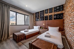 4 Schlafzimmer, Bügeleisen/Bügelbrett, WLAN