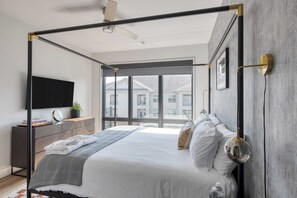 House (Multiple Bedrooms) | Interior