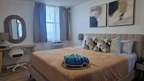 2 habitaciones, tabla de planchar con plancha, cuna de viaje y wifi