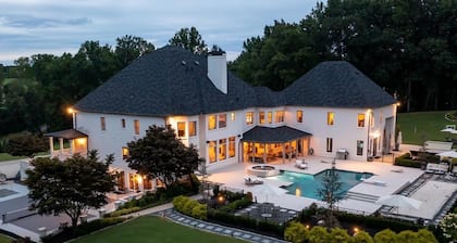 The Perfect Luxury Getaway! Weddings Welcome!