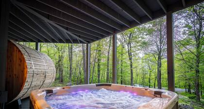 Wintergreen 5BR with Hot Tub, Sauna, Firepit