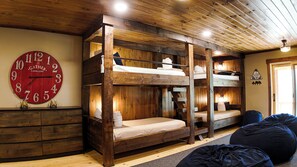 4 chambres, fer et planche Ă repasser, Wi-Fi, draps fournis
