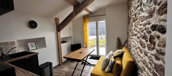 Studio T1 with courtyard