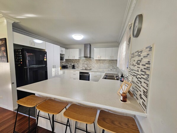 Microwave, oven, stovetop, dishwasher