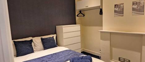 1 室のベッドルーム、アイロン / アイロン台、WiFi